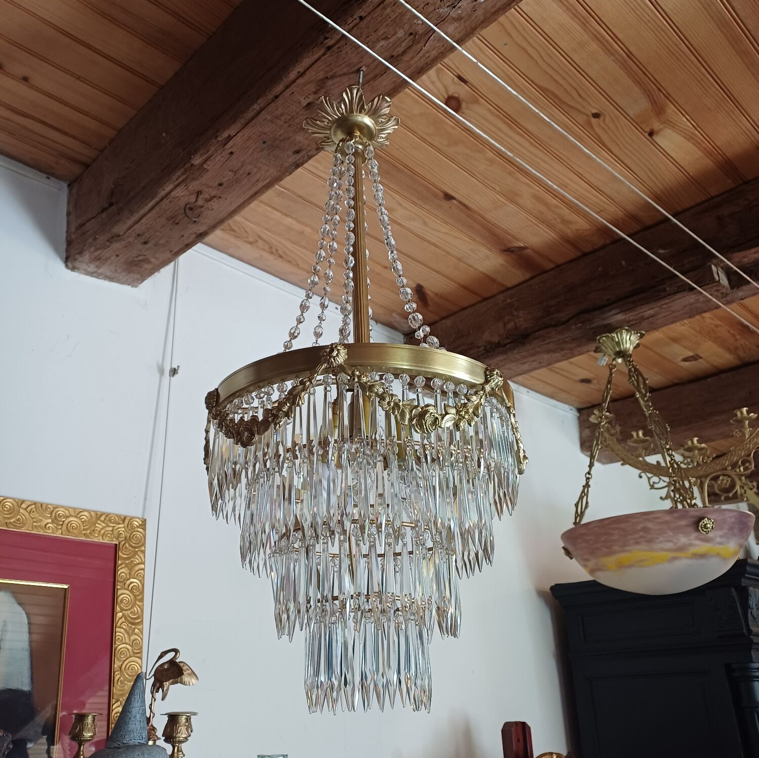 Lustre ancien à pampilles en cristal taillé époque Napoléon III