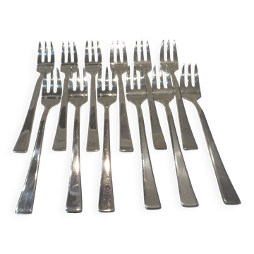 12 silver plated cake forks, Christofle Concorde, 15.8 cm