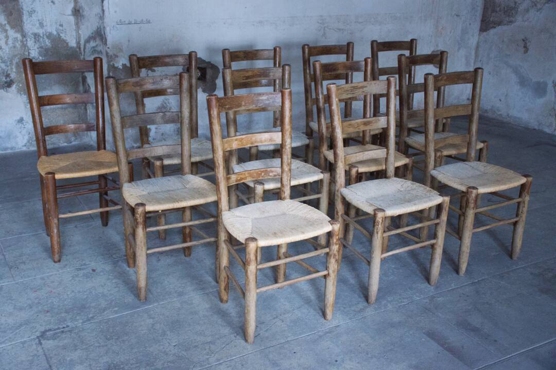 Lot of 12 Georges Robert mountain chairs - France 1960