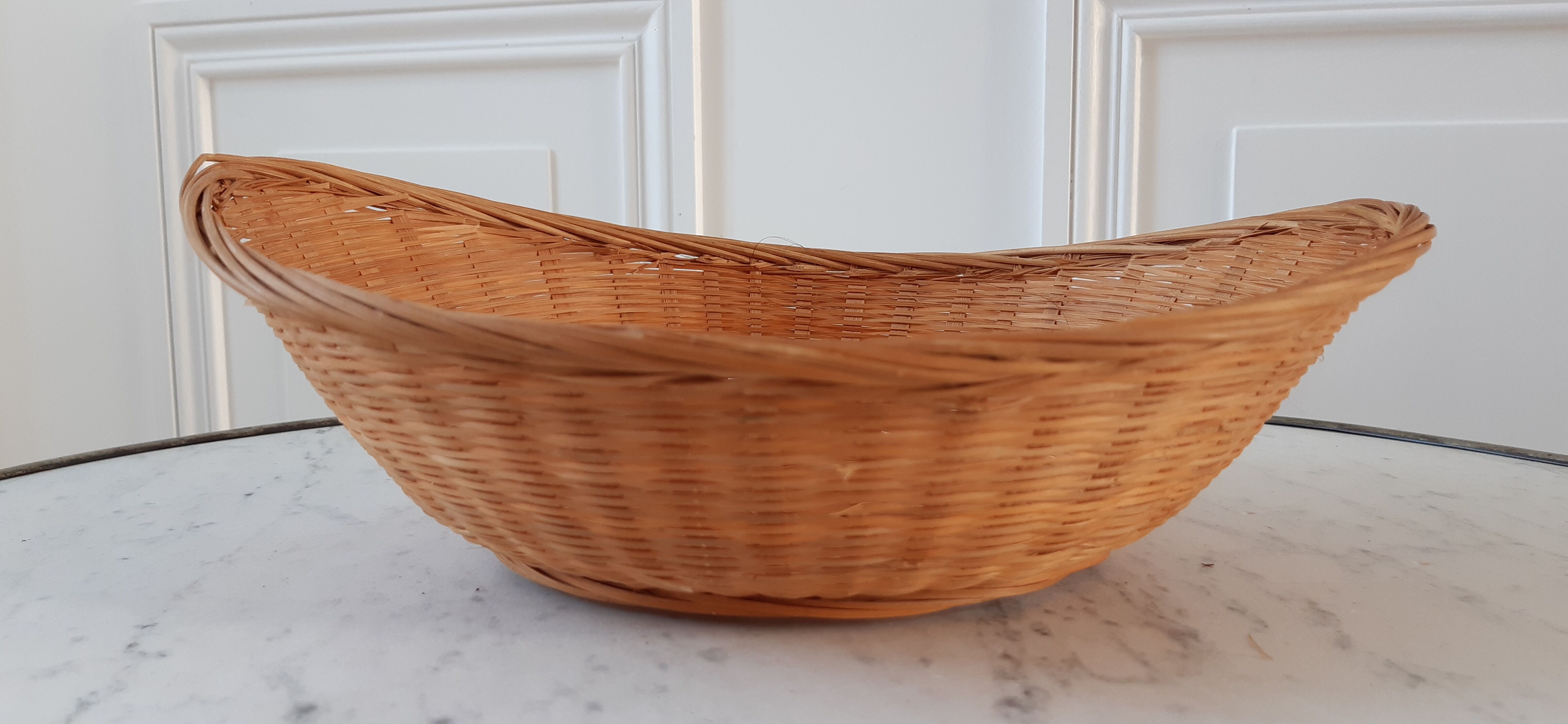 Rattan and wicker basket / basket 70s