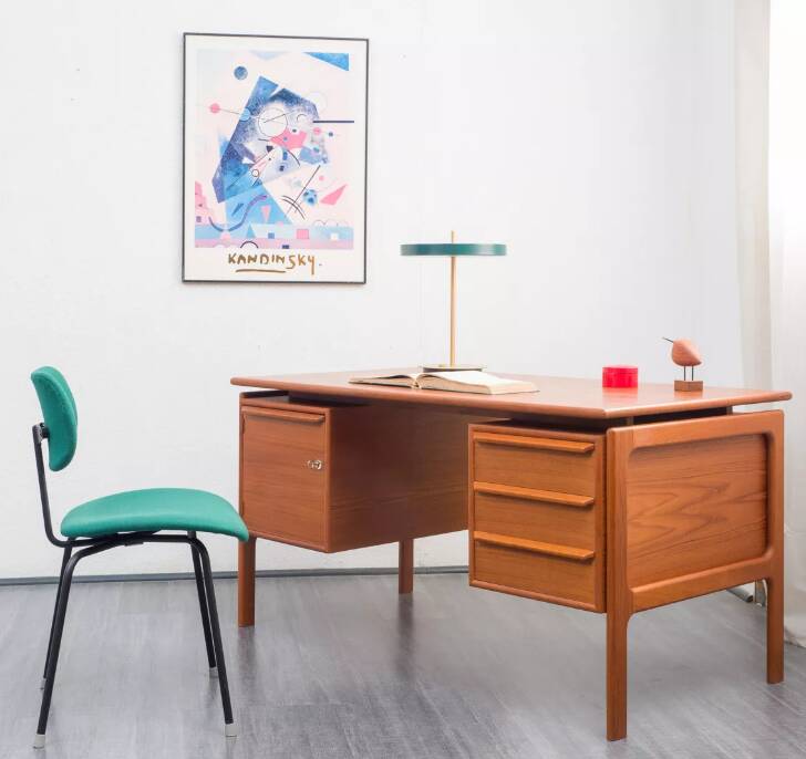 Danish desk from the 60s, teak