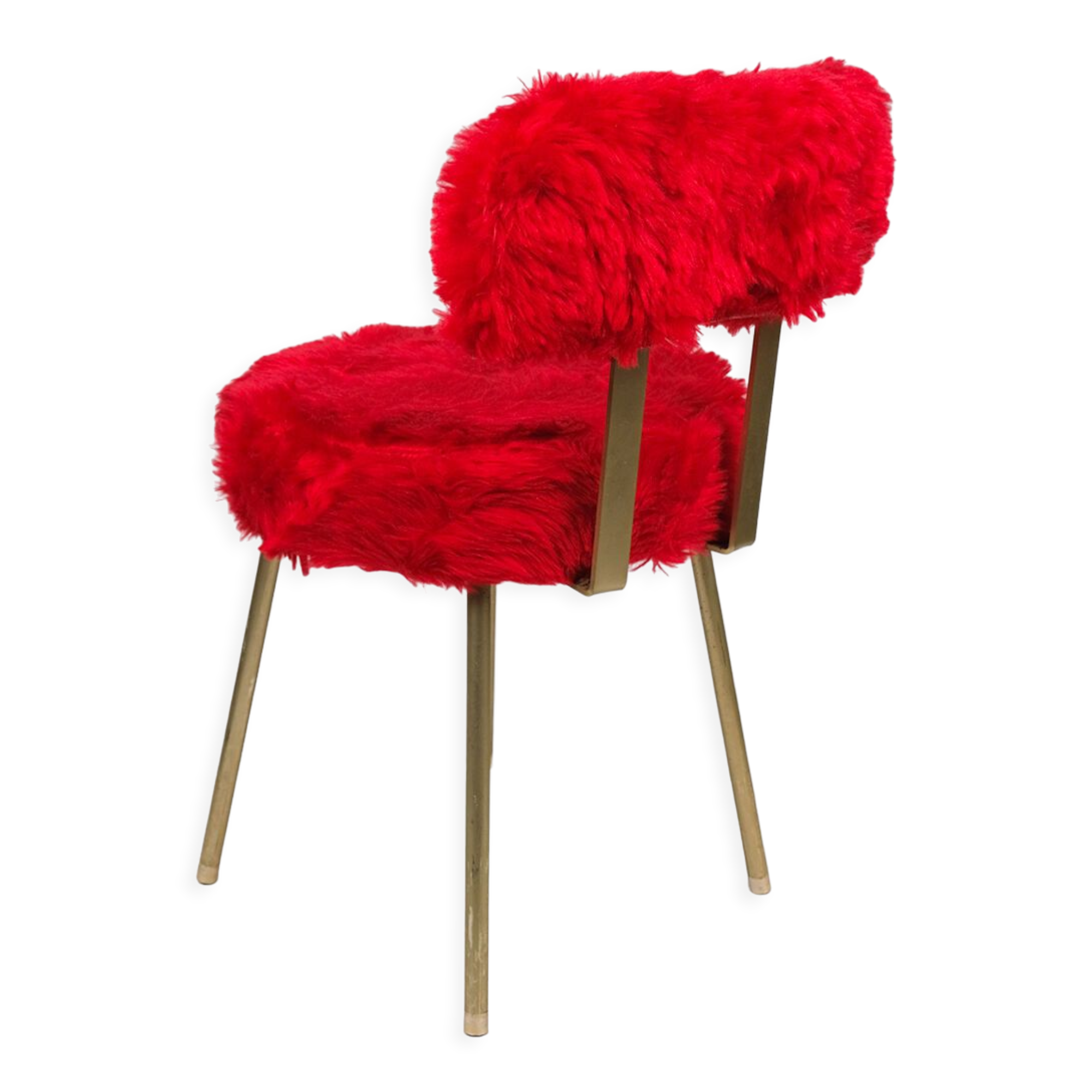 Red moumoute armchair