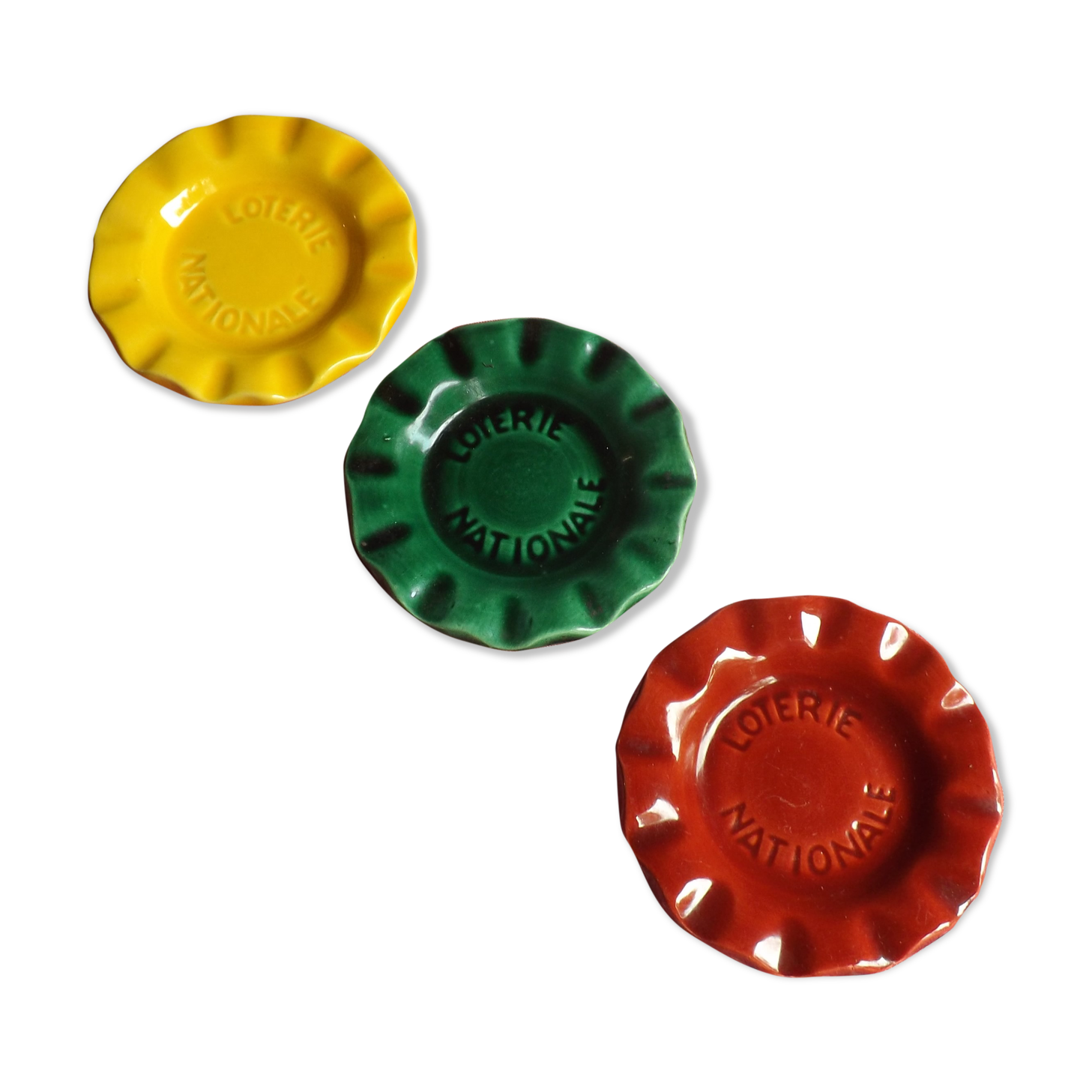 Lot of 3 St Clement ashtrays