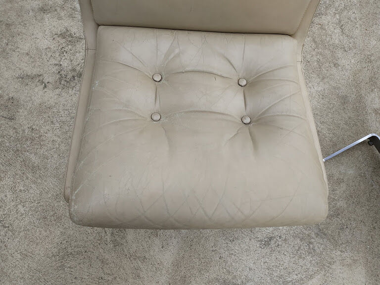 3 armchairs Raphael Raffel