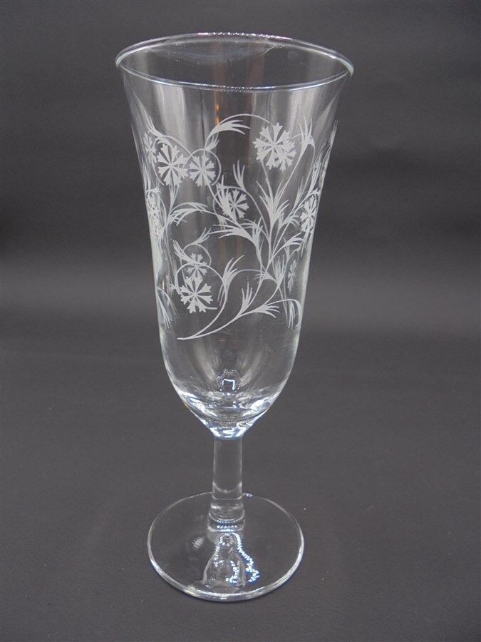 Lot of 6 mismatched champagne flutes