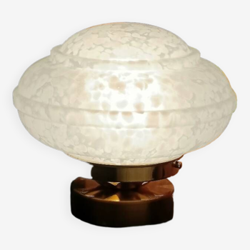 XL white globe table lamp in Clichy glass