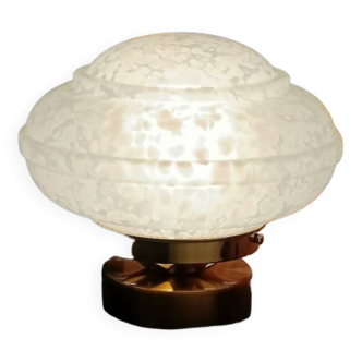 XL white globe table lamp in Clichy glass