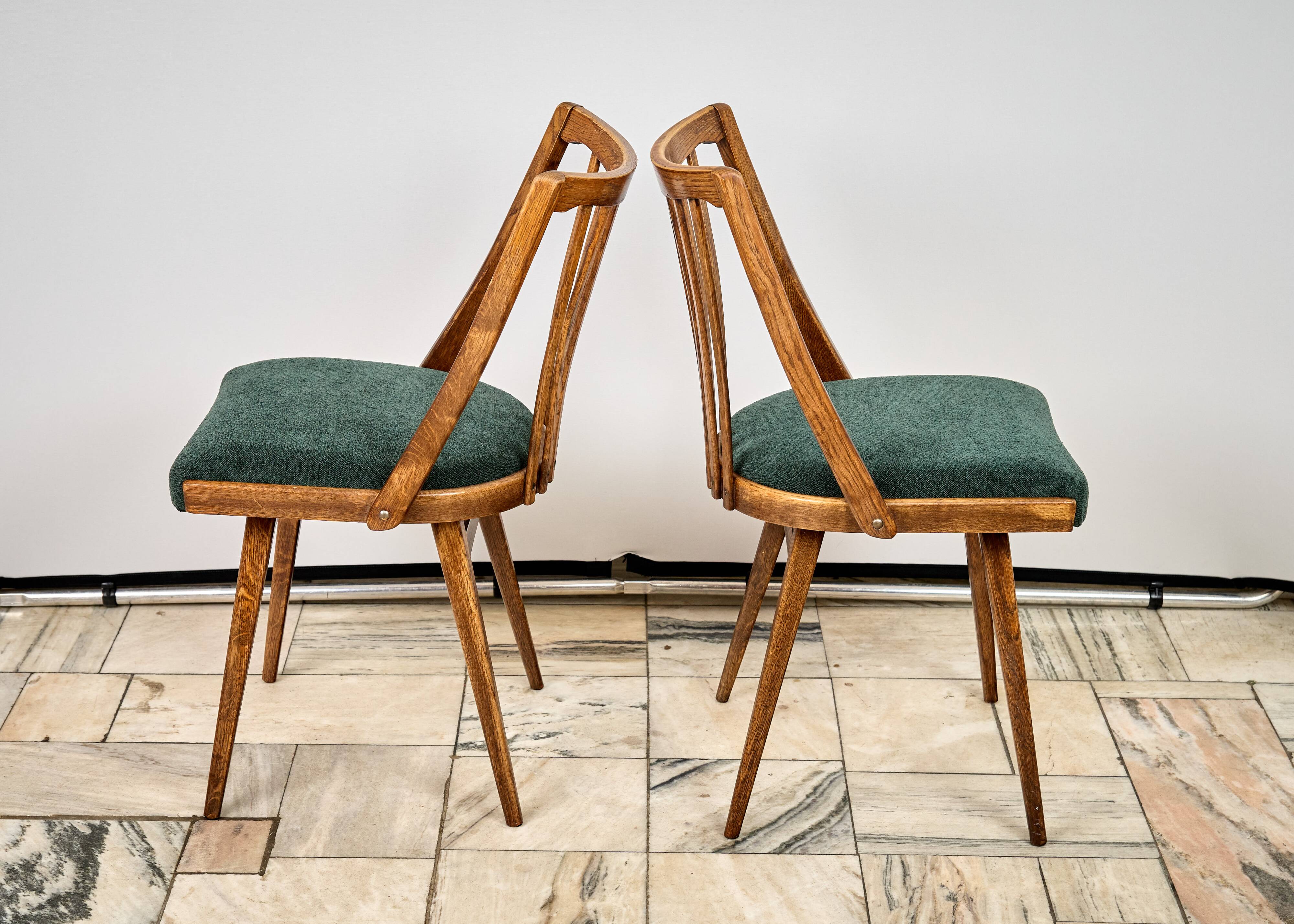 Set of Four Oak Chairs by Antonín Šuman, 1960s, Czechoslovakia
