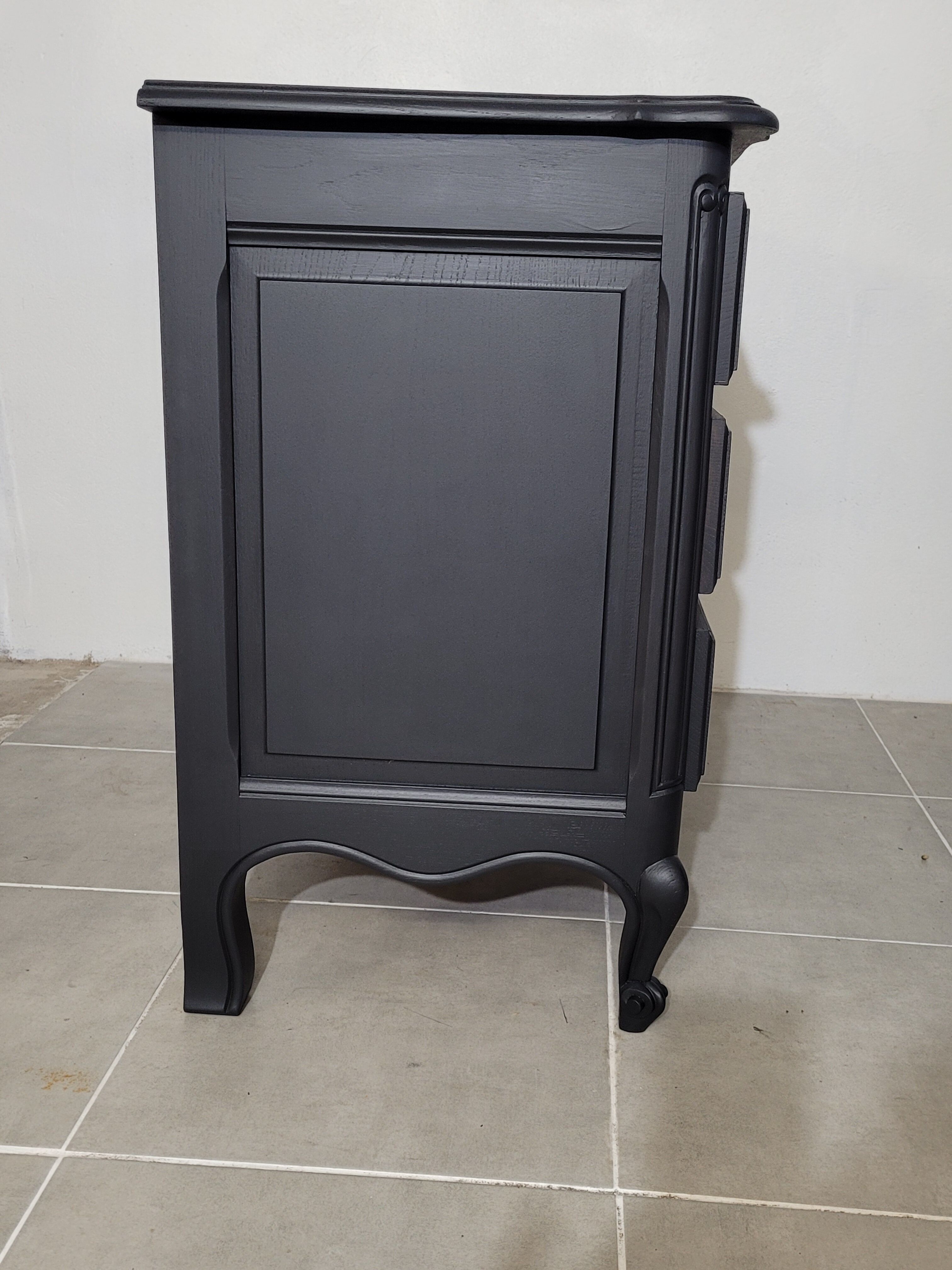 Solid wood chest of drawers 3 drawers