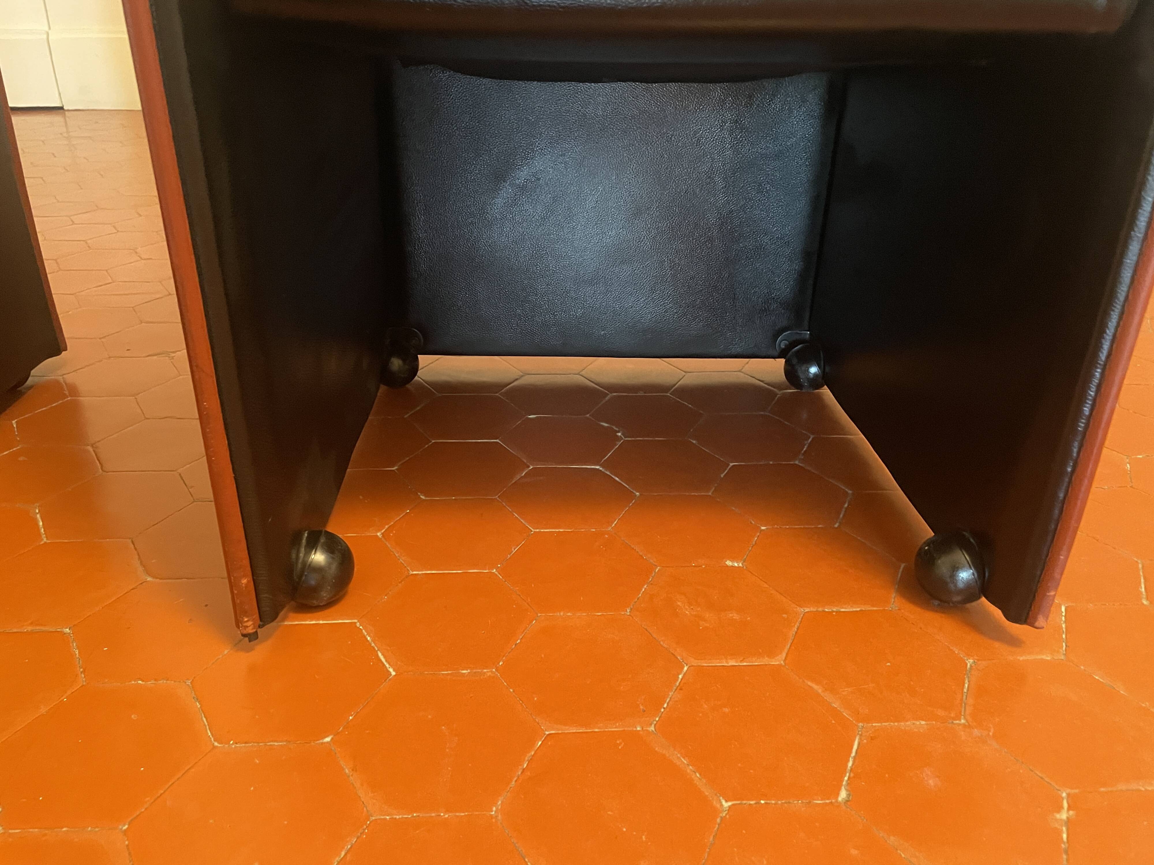 Mario Bellini - pair of BREAK 401 leather armchairs for CASSINA