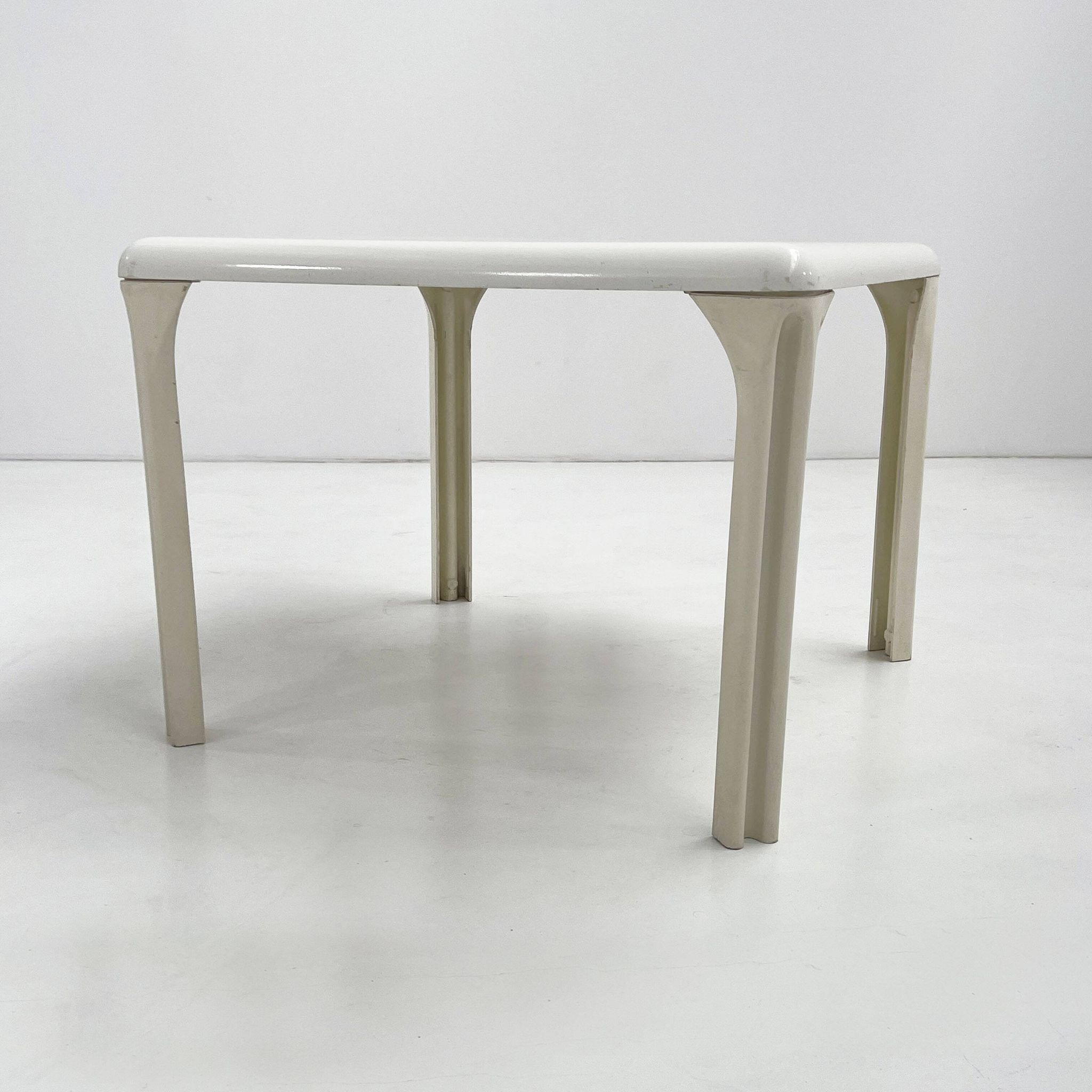 Stadio White dining table by Vico Magistretti for Artemide, 1970
