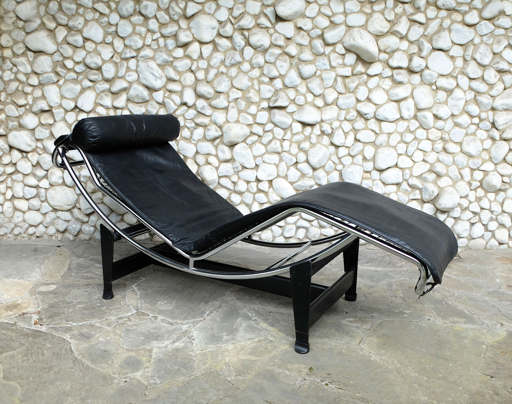 Lc4 Cassina Lounge Chair By Charlotte Perriand Le Corbusier And Pierre Jeanneret Vintage Selency