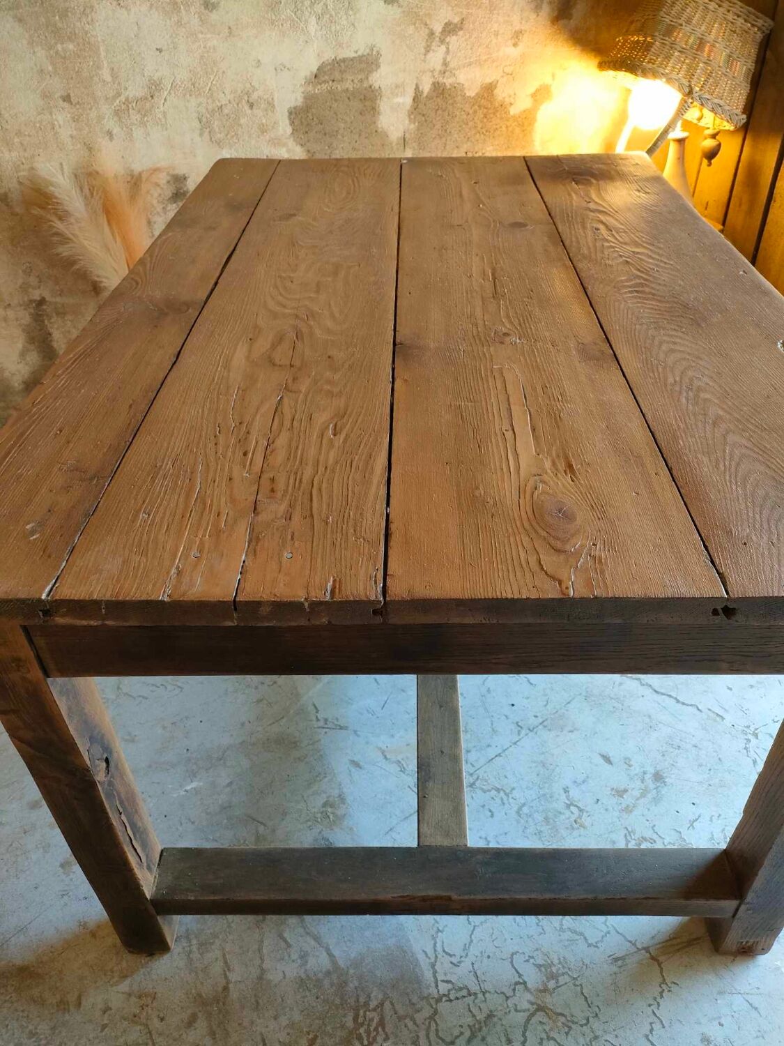 Farmhouse table