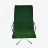 Green EA124 armchair by Charles and Ray Eames for Herman Miller, 1970s