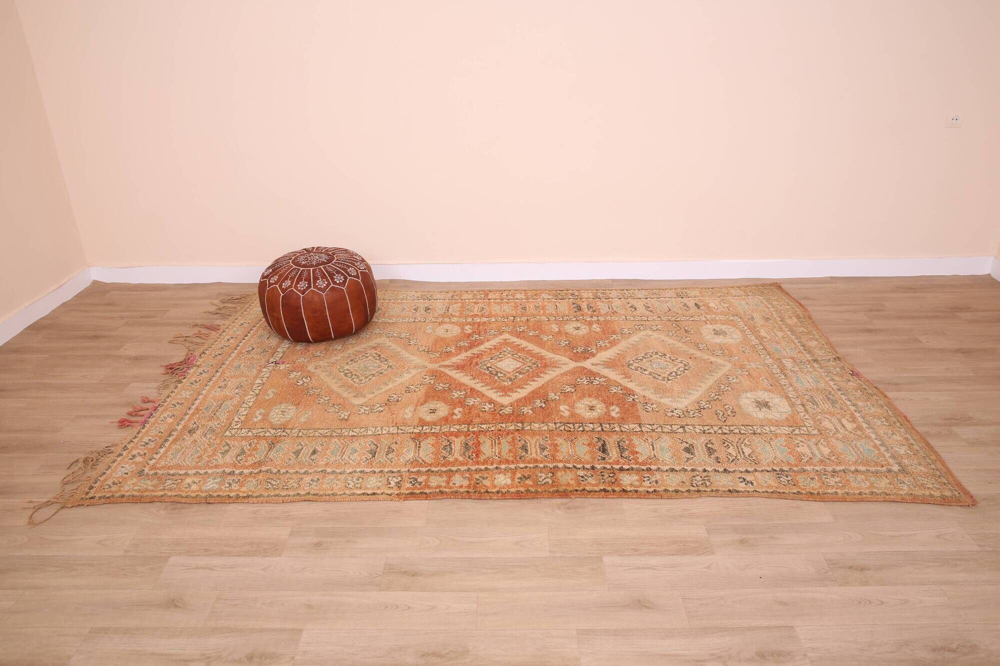 Peach Vintage Moroccan Rug 173 x 277 cm, Berber Wool Rug, Handmade Rug Boho