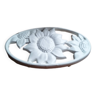 Cast iron trivet Geneviève Lethu