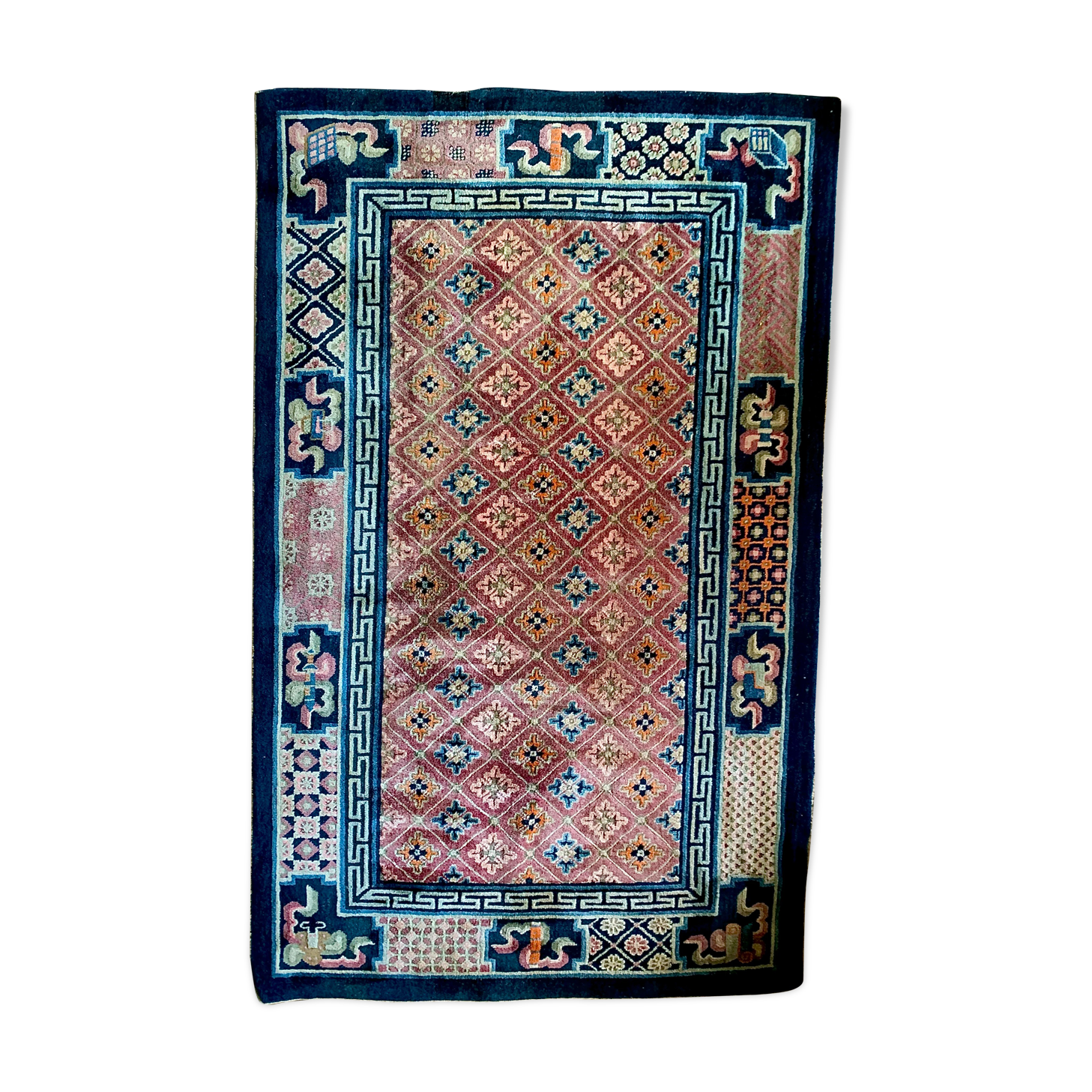 Handmade oriental carpet in wool 134 cm x 215 cm