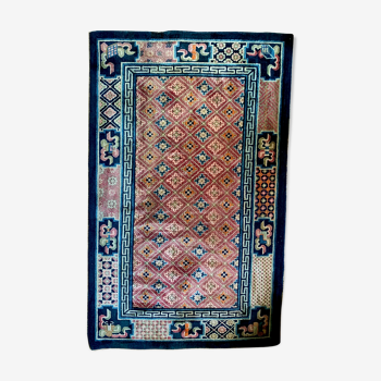 Handmade oriental carpet in wool 134 cm x 215 cm