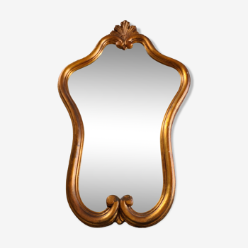 Ancien miroir doré rococo avec coquille, 61x38 cm
