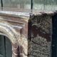 Cheminée de style Louis XIV en marbre Campan Rubané