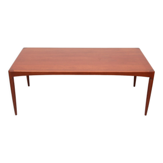 1960s classic coffeetable in teak