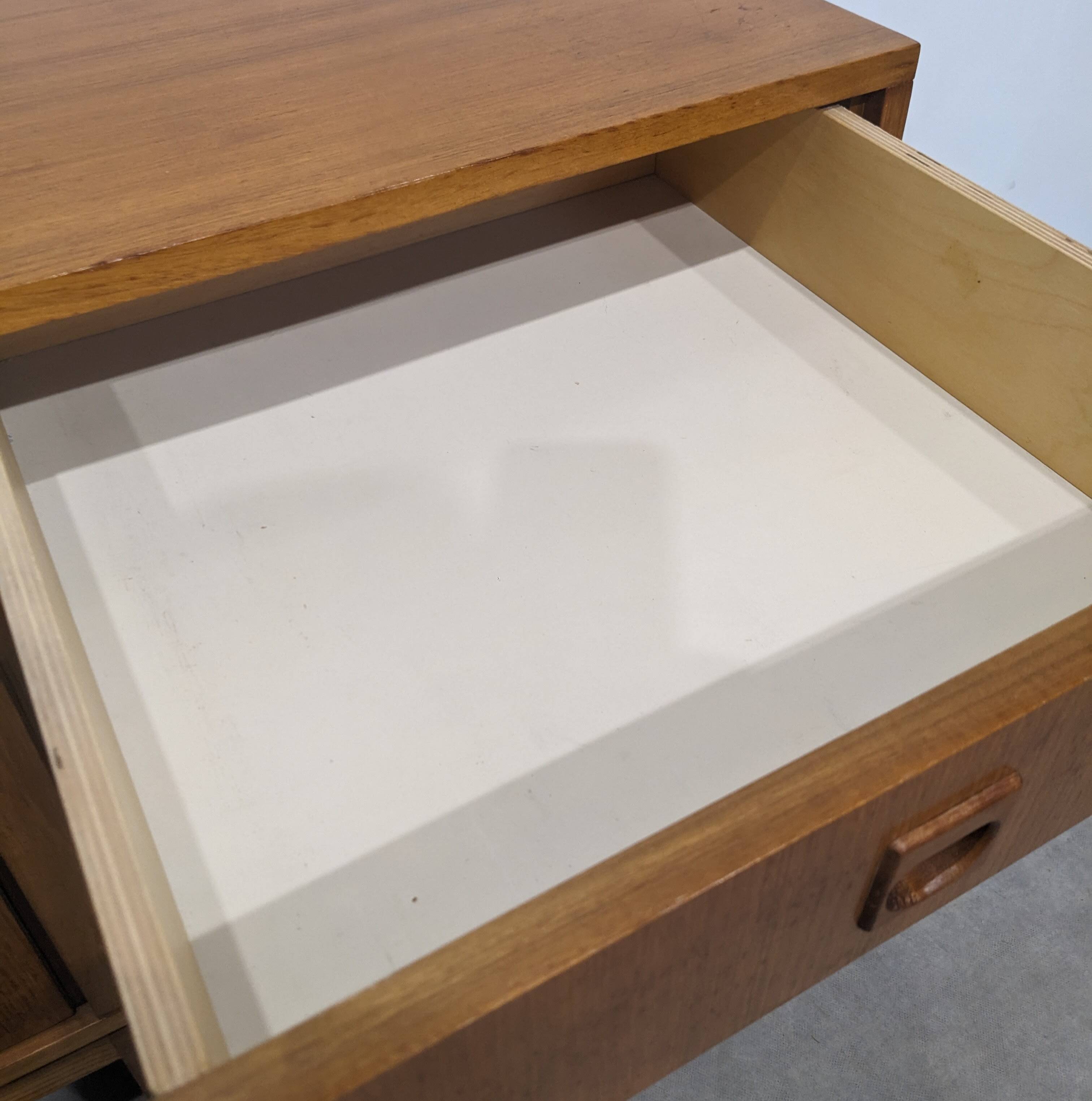 Vintage modernist enfilade MDK