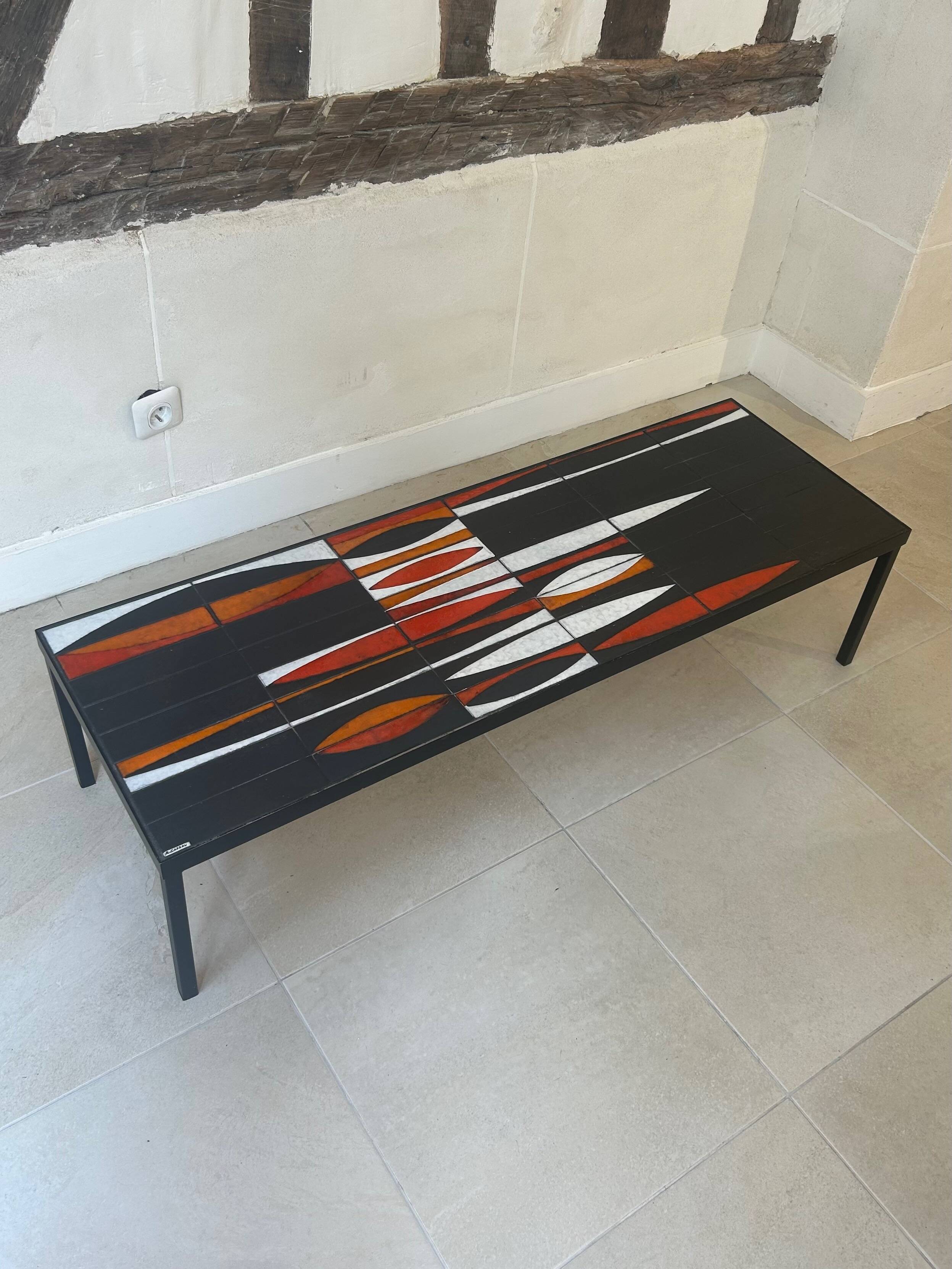 Navette coffee table by Roger Capron