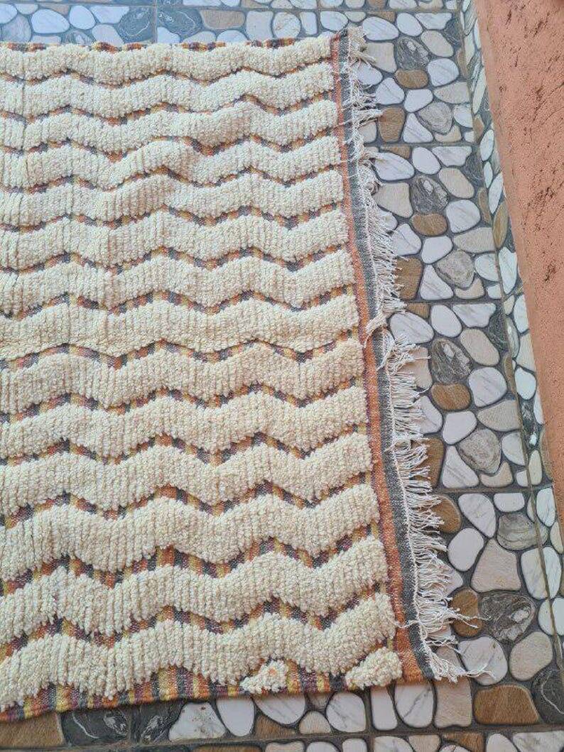 Traditional handmade carpet in pure Atlas wool, 2/3 m.