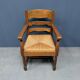 Ensemble de deux fauteuils en chêne néerlandais avec sièges en paille.