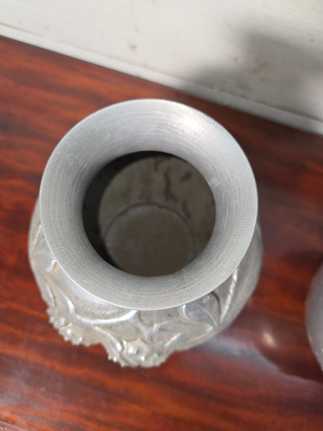 Pair of Art Deco vases in aluminium Signed