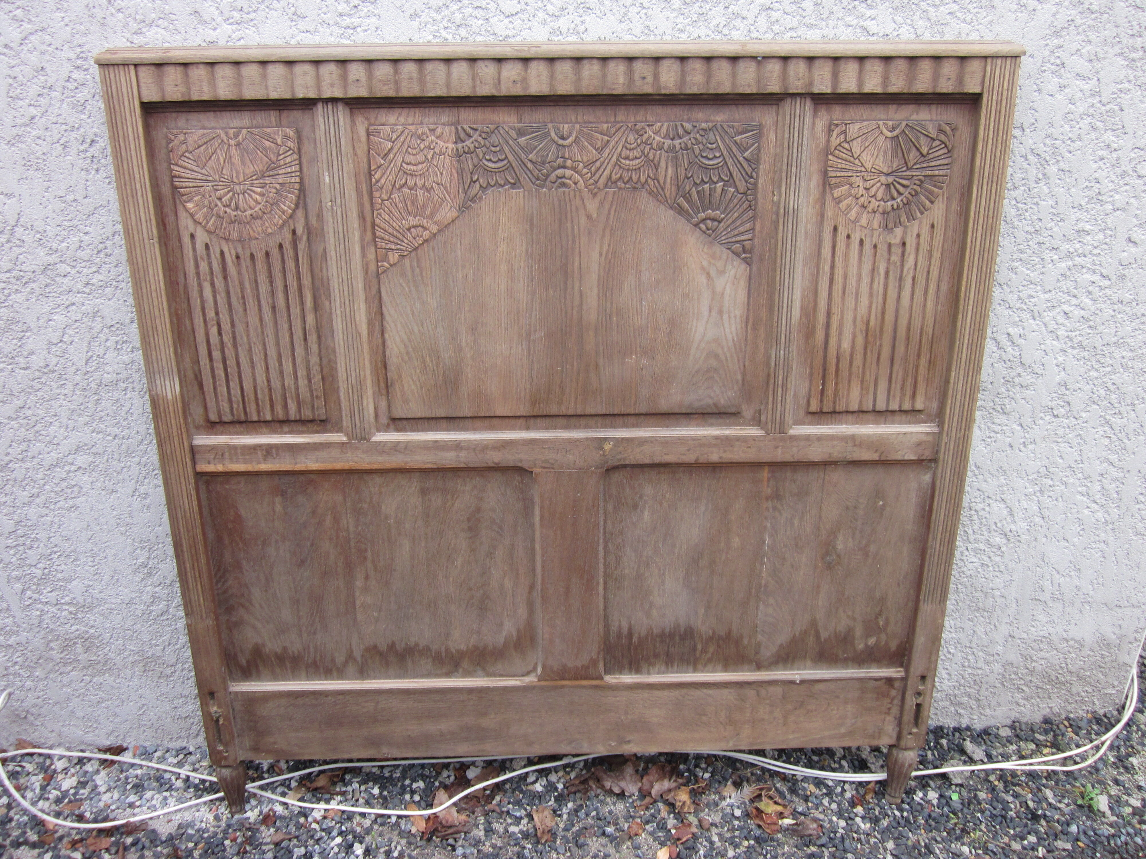 Bed head of the 1930s