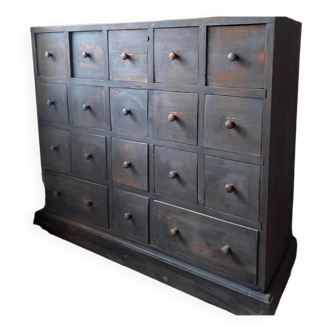 Handicraft furniture