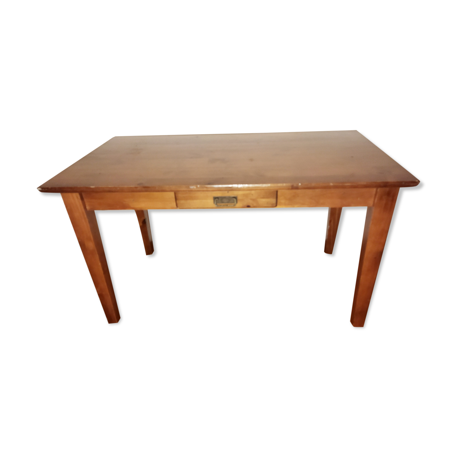 Table feet spindles