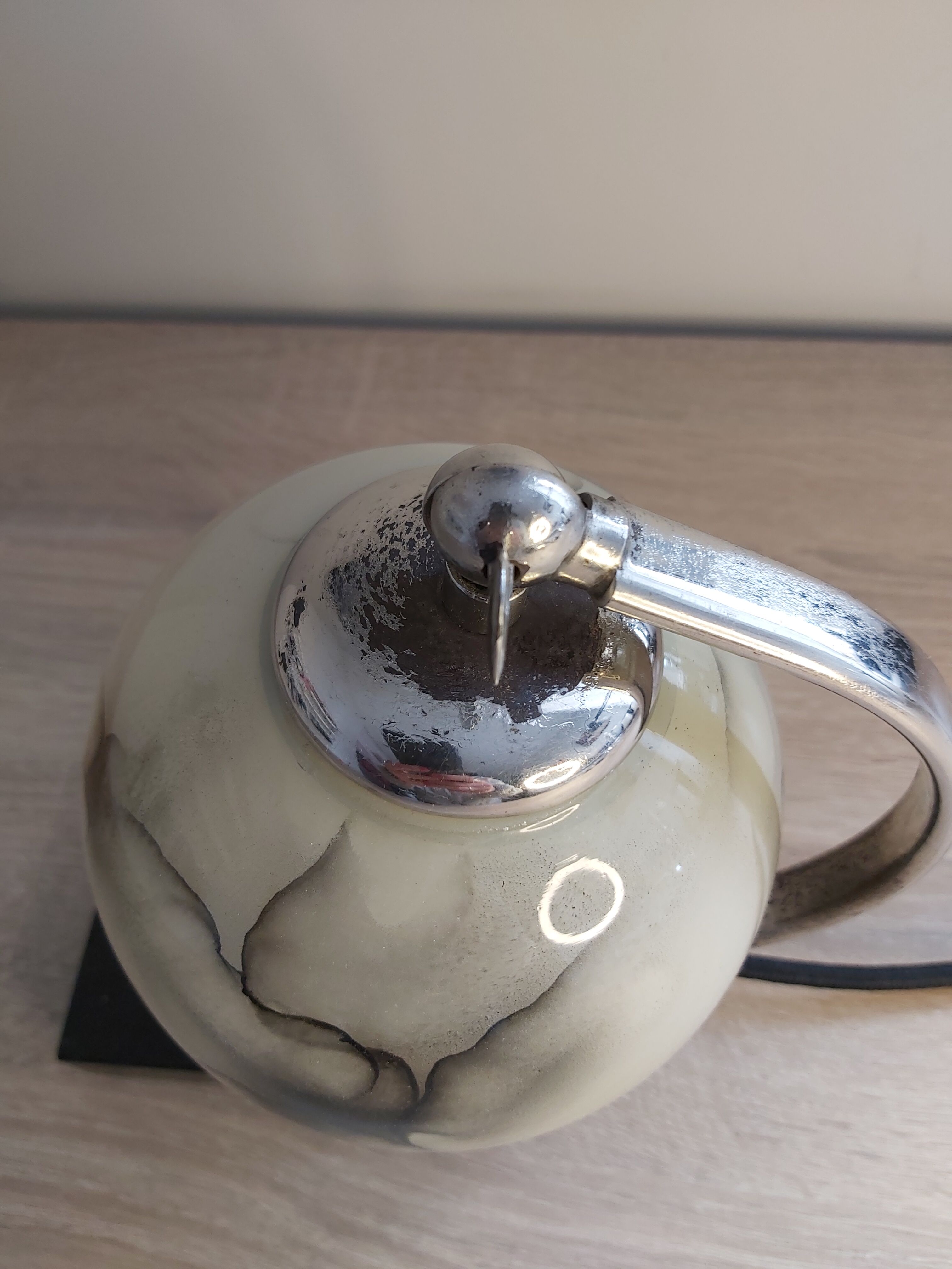 Art deco bedside lamp