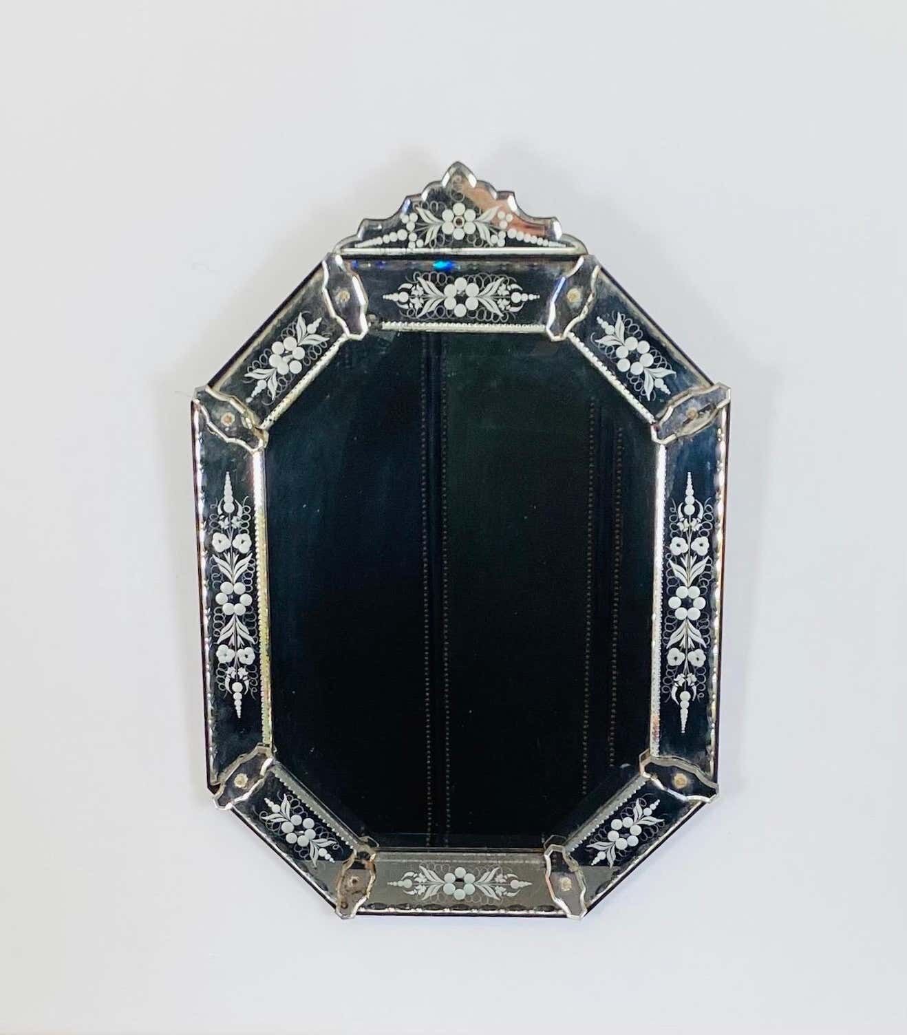 Miroir Louis XIV Régence à parcloses verre gravé Italie