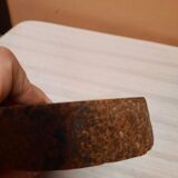 Empty stone pocket