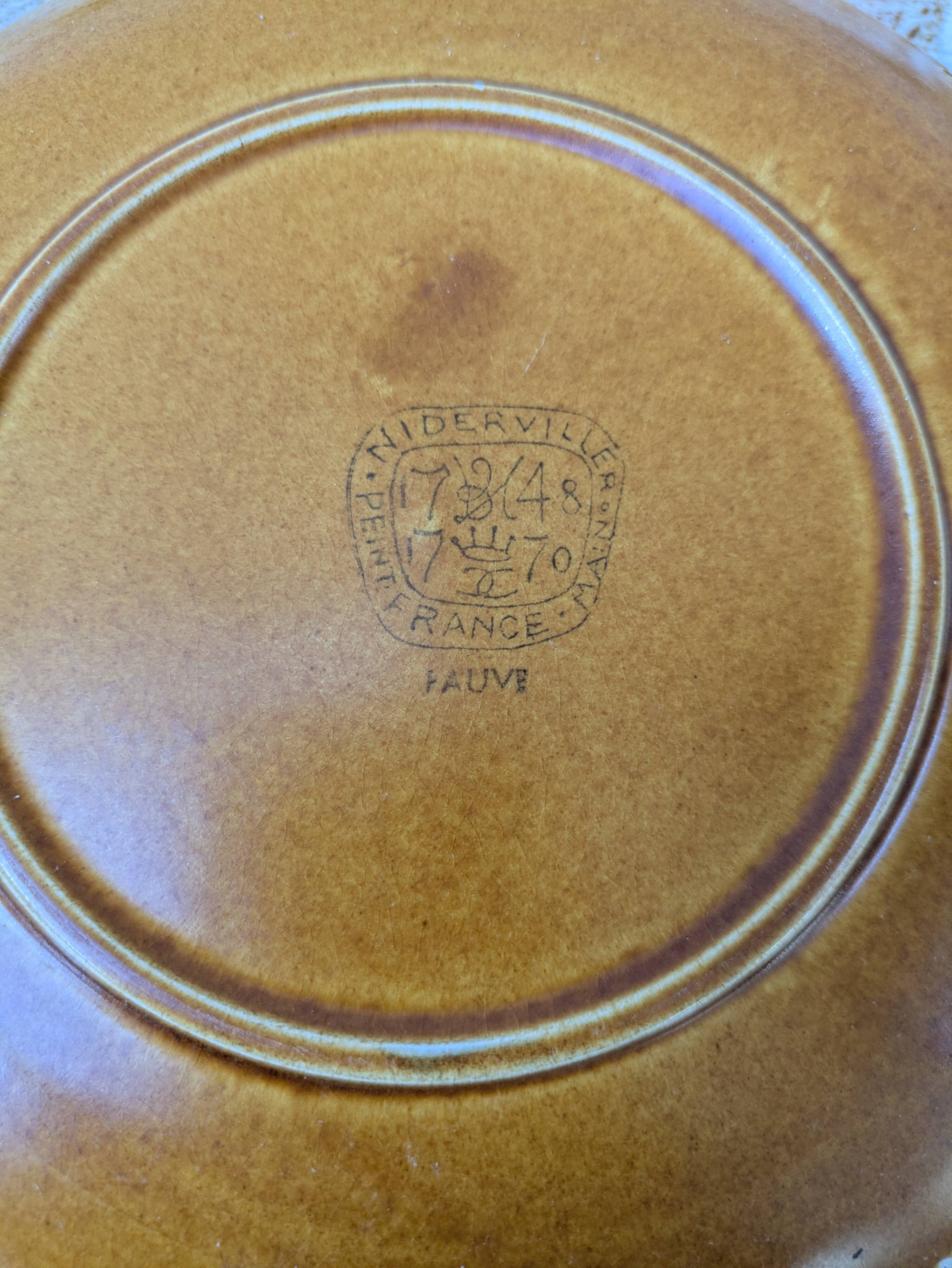 Set of 10 dessert plates in stoneware Niderviller model Fauve years.