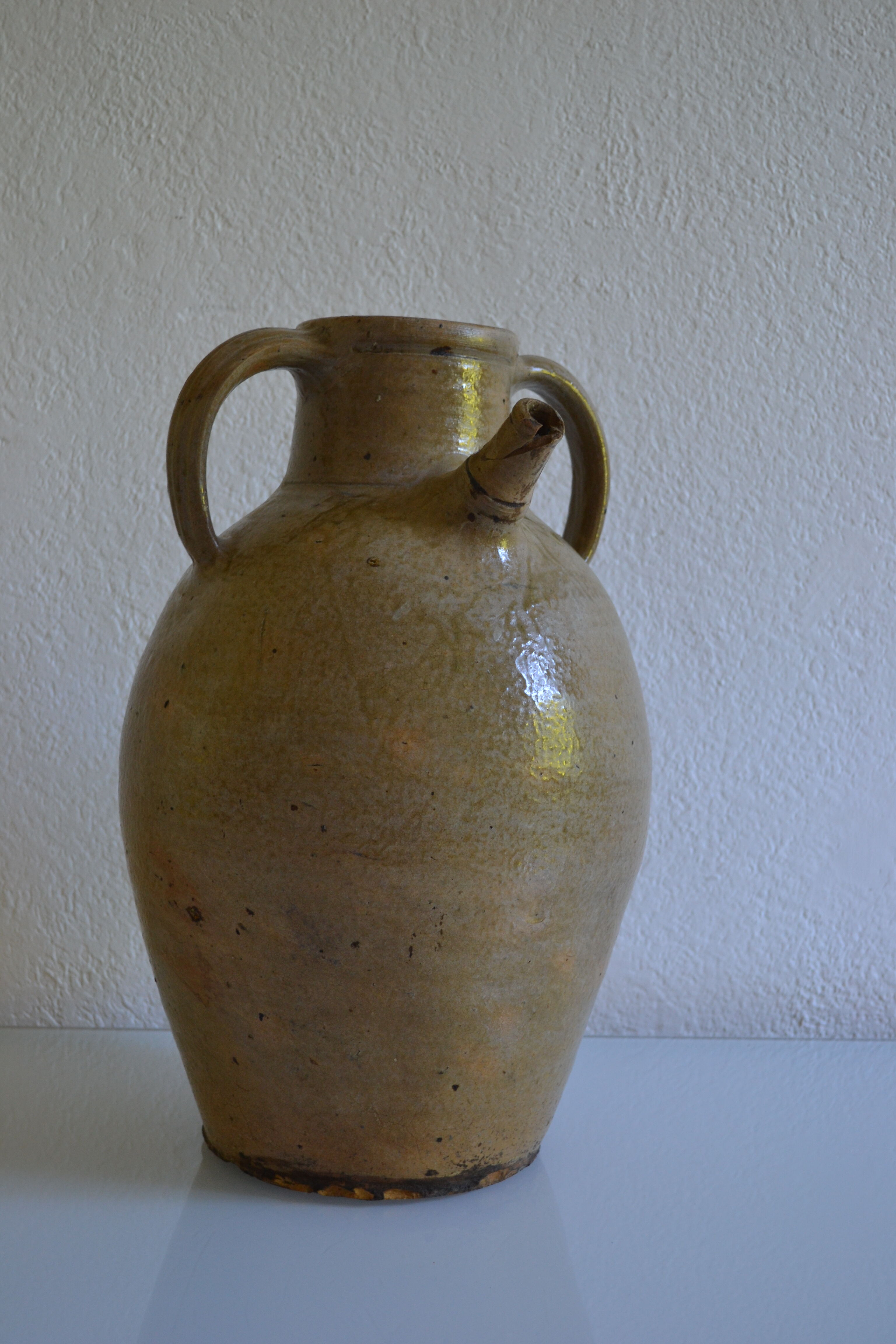 Oil jar