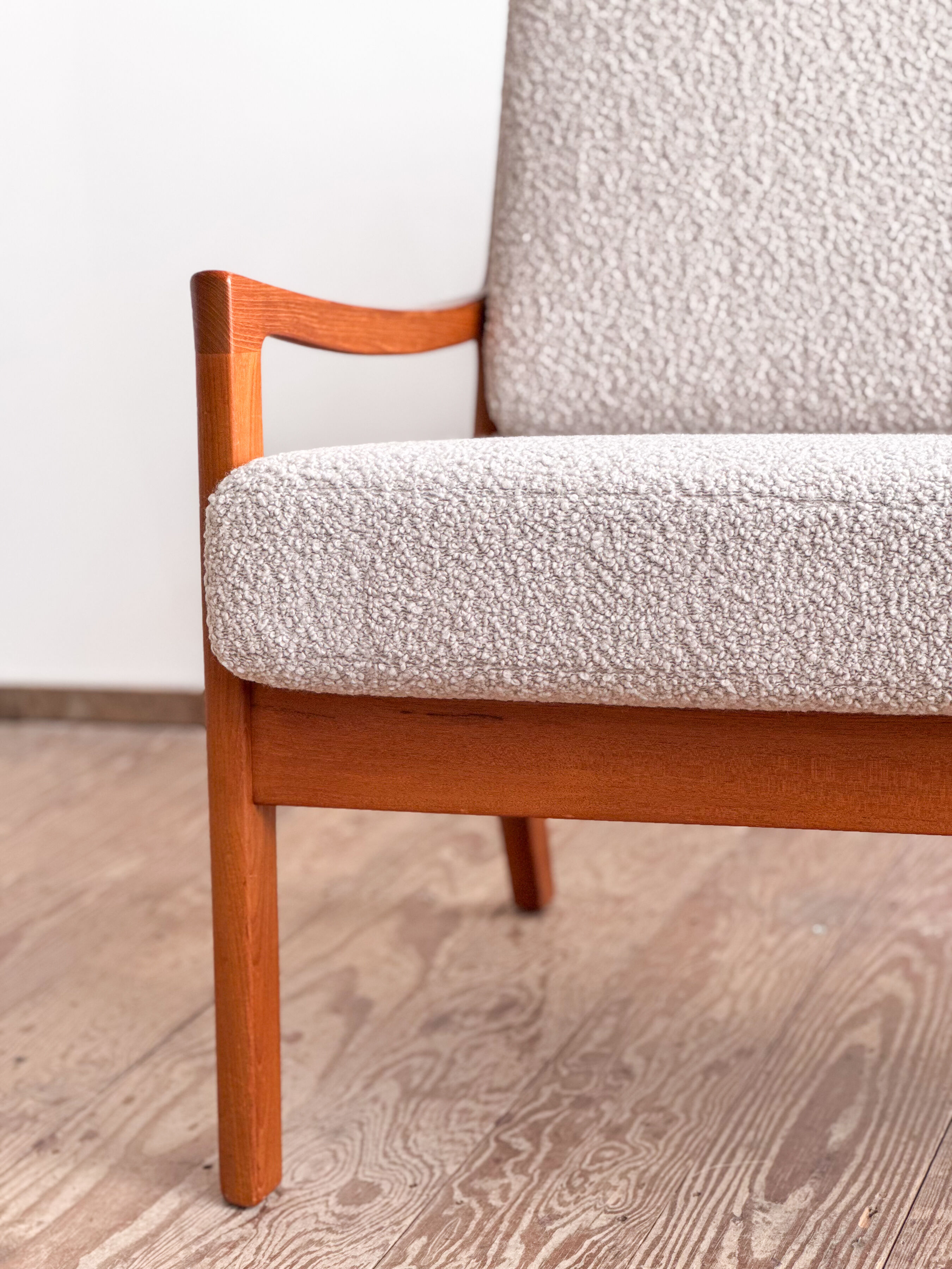 Canapé deux places, Ole Wanscher pour France & Son, série Senator, en teck