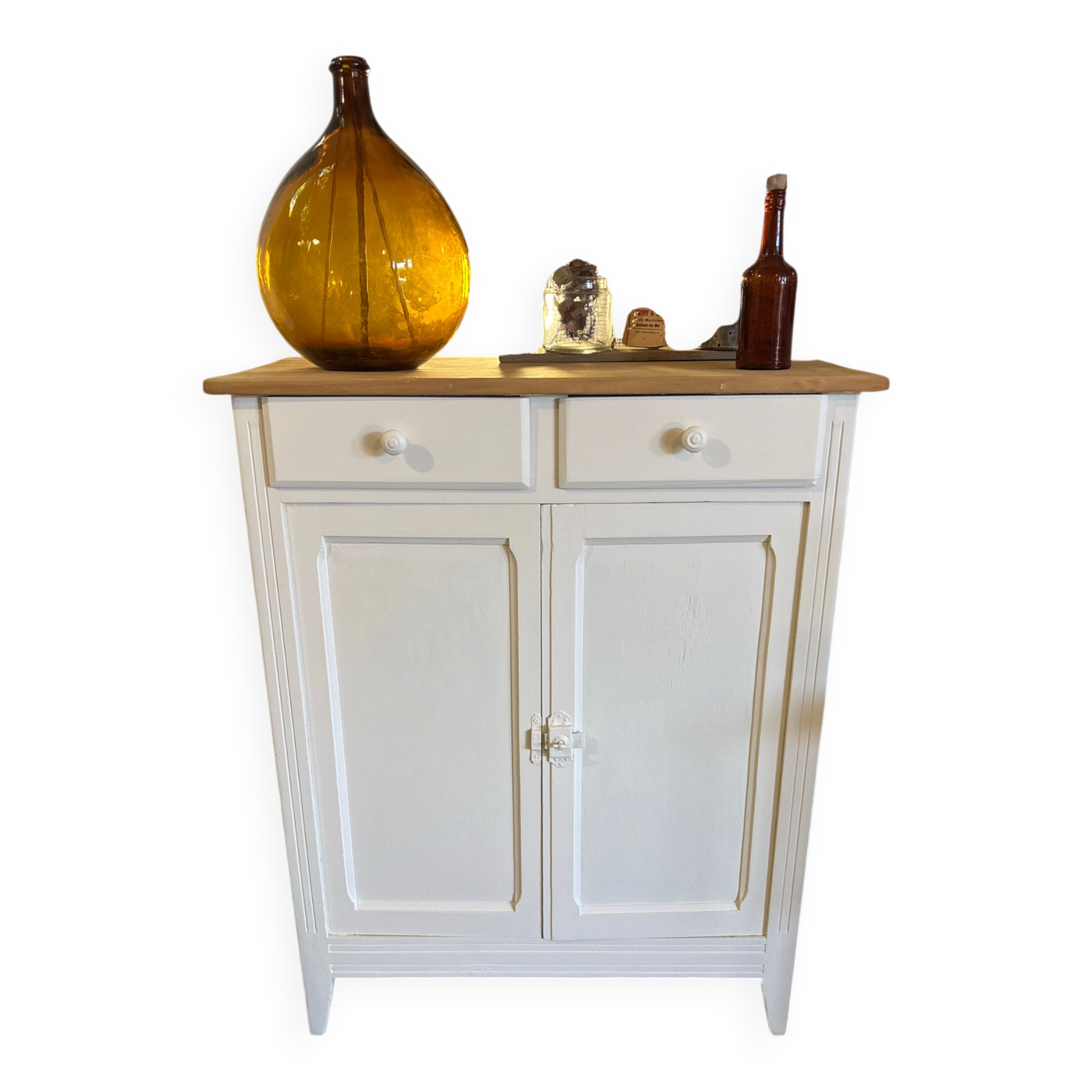 White cream Parisian buffet