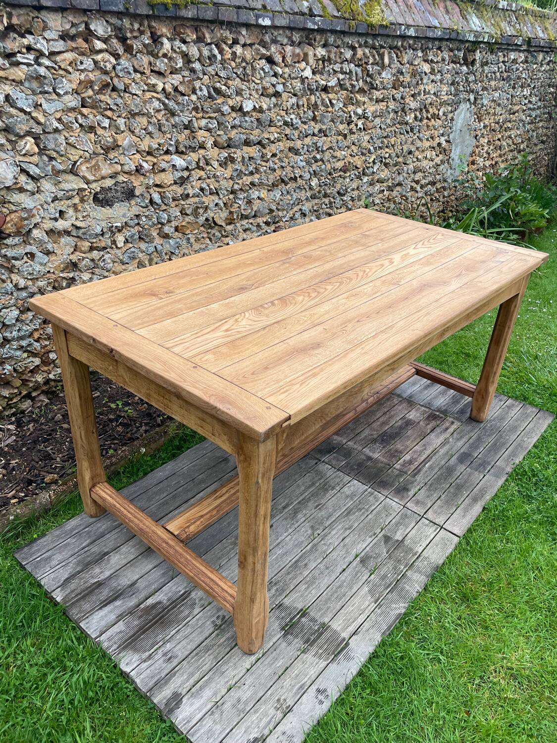 Solid oak farm table for 6-8 people