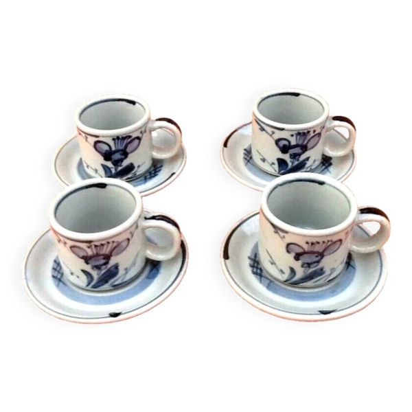 4 Tasses / Soucoupes à café   Céramique émaillée
