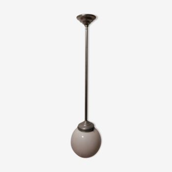 Suspension aluminium et opaline