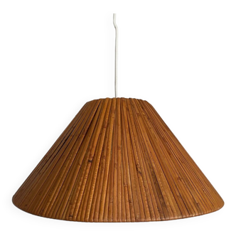 Wicker pendant light