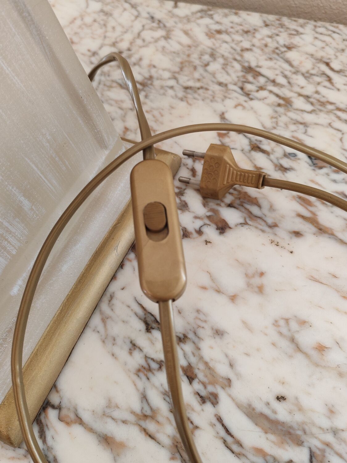 Pierre Casenove lamp base