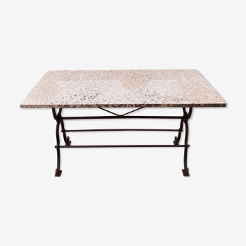 Table rectangle avec piètement en fer