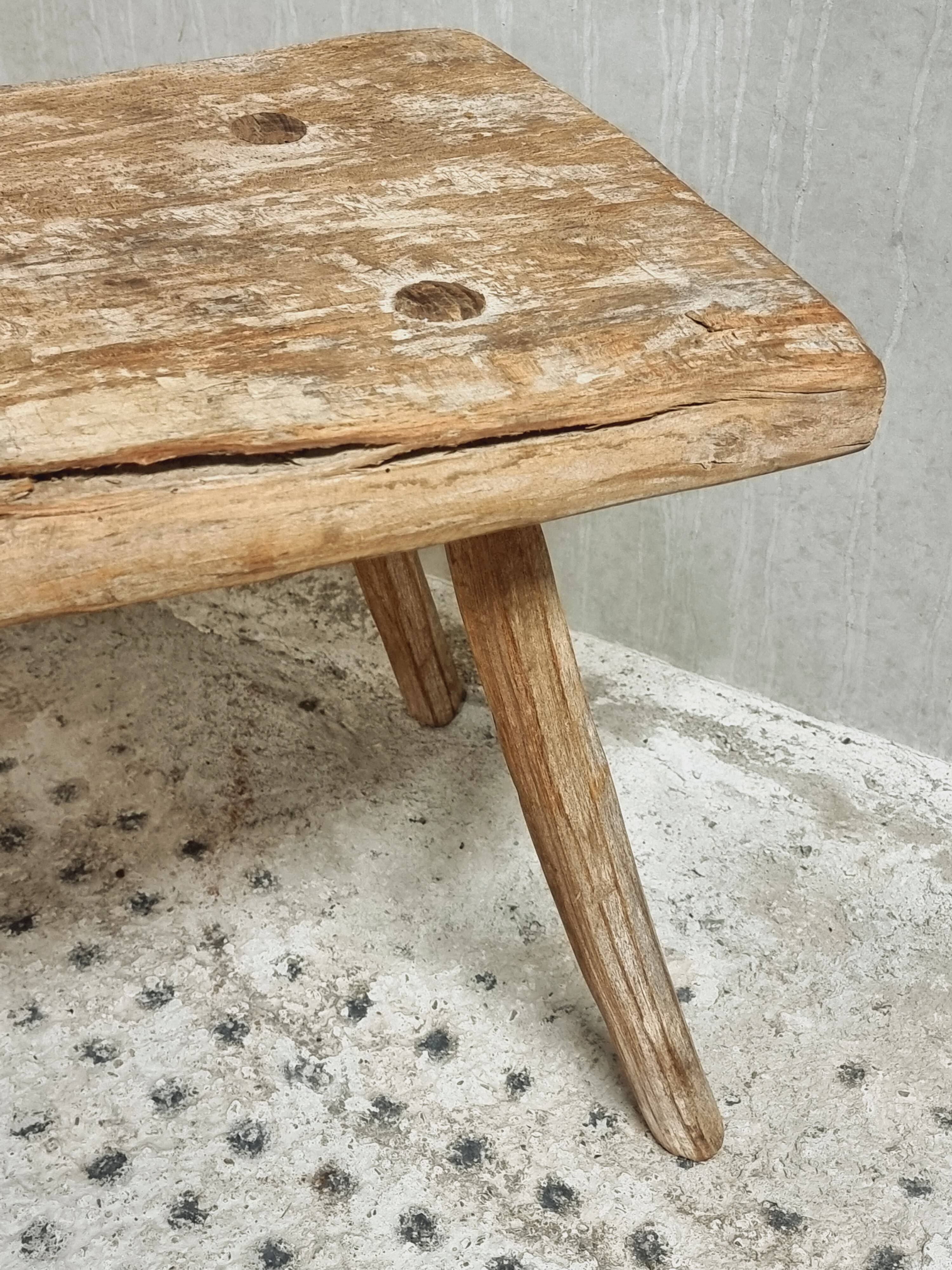 Banc de table d'abattage de table d'appoint antique en bois de hêtre et de châtaignier