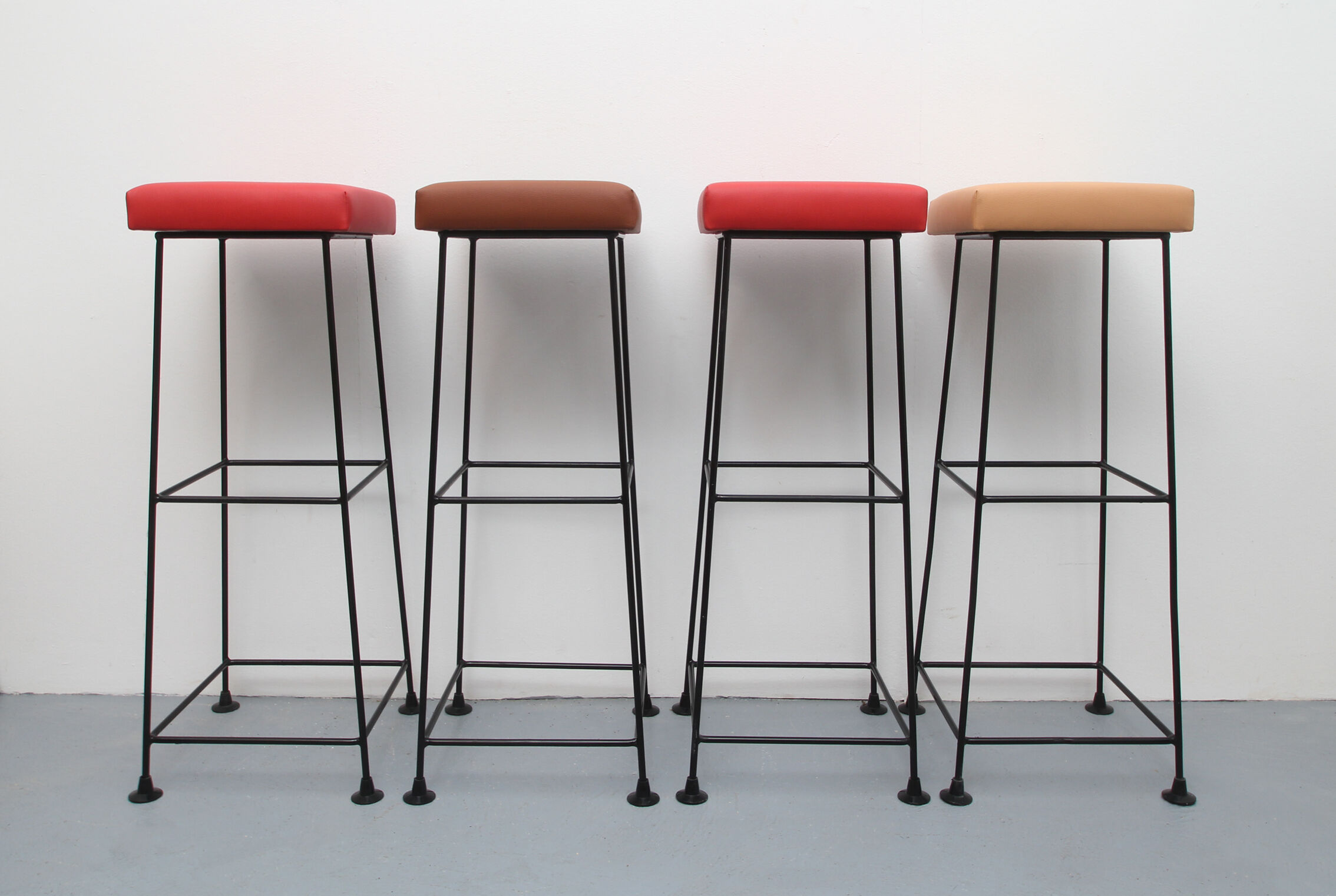Set of 4 bar-stools Wire 1960s