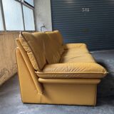 "Ambassador" Three-Seater Sofa – Yellow Leather – Nicoletti Salotti – 1980s
