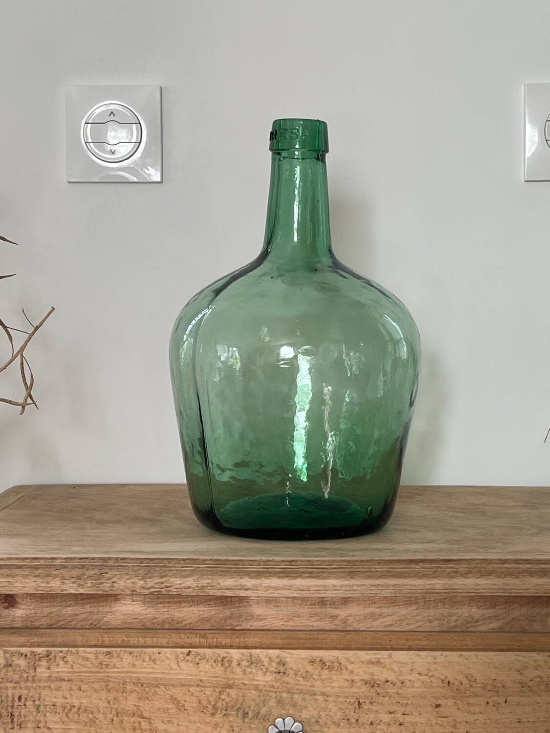 Demi-john versus jeroboam